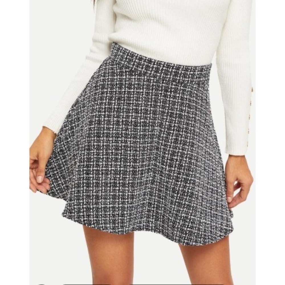 SHEIN Tweed Plaid Pleated Mini Skirt Women M Black White Academia Coquette Chic